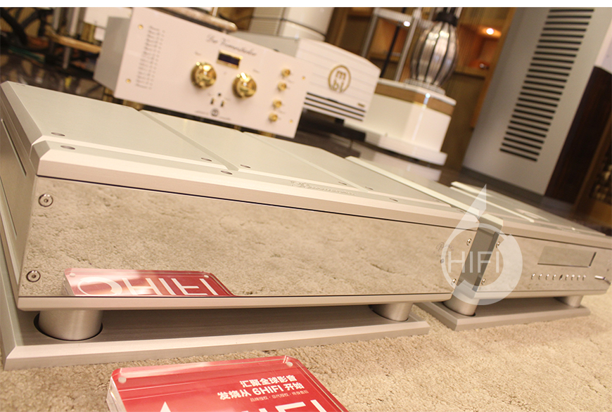 柏林之聲 069,Burmester 069,柏林之聲分體式旗艦CD機